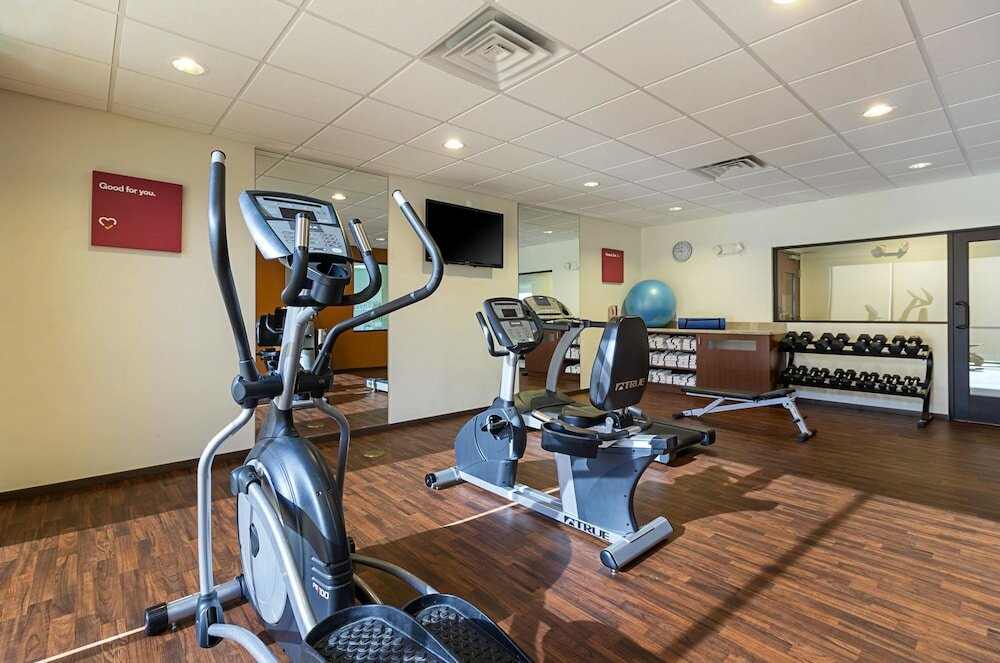 Фото Comfort Suites and Conference Center