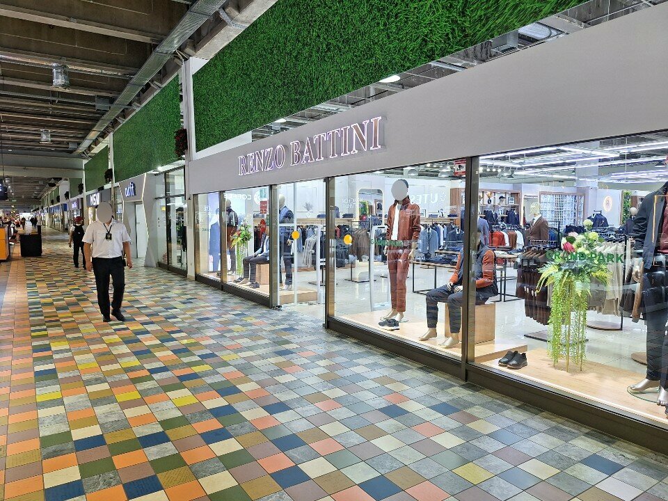 Clothing store Renzo Battini, Almaty, photo