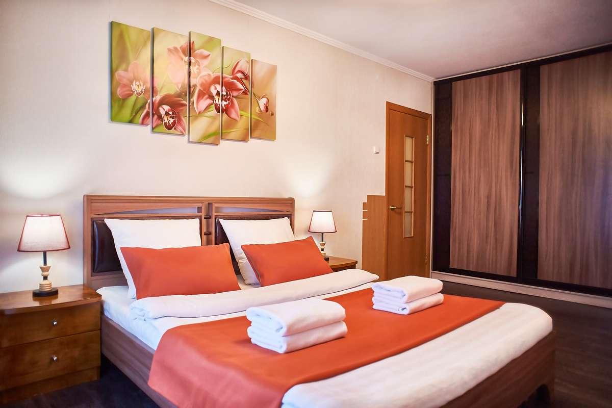 Фото Пять Звёзд на улице Бориса Ручьева 12