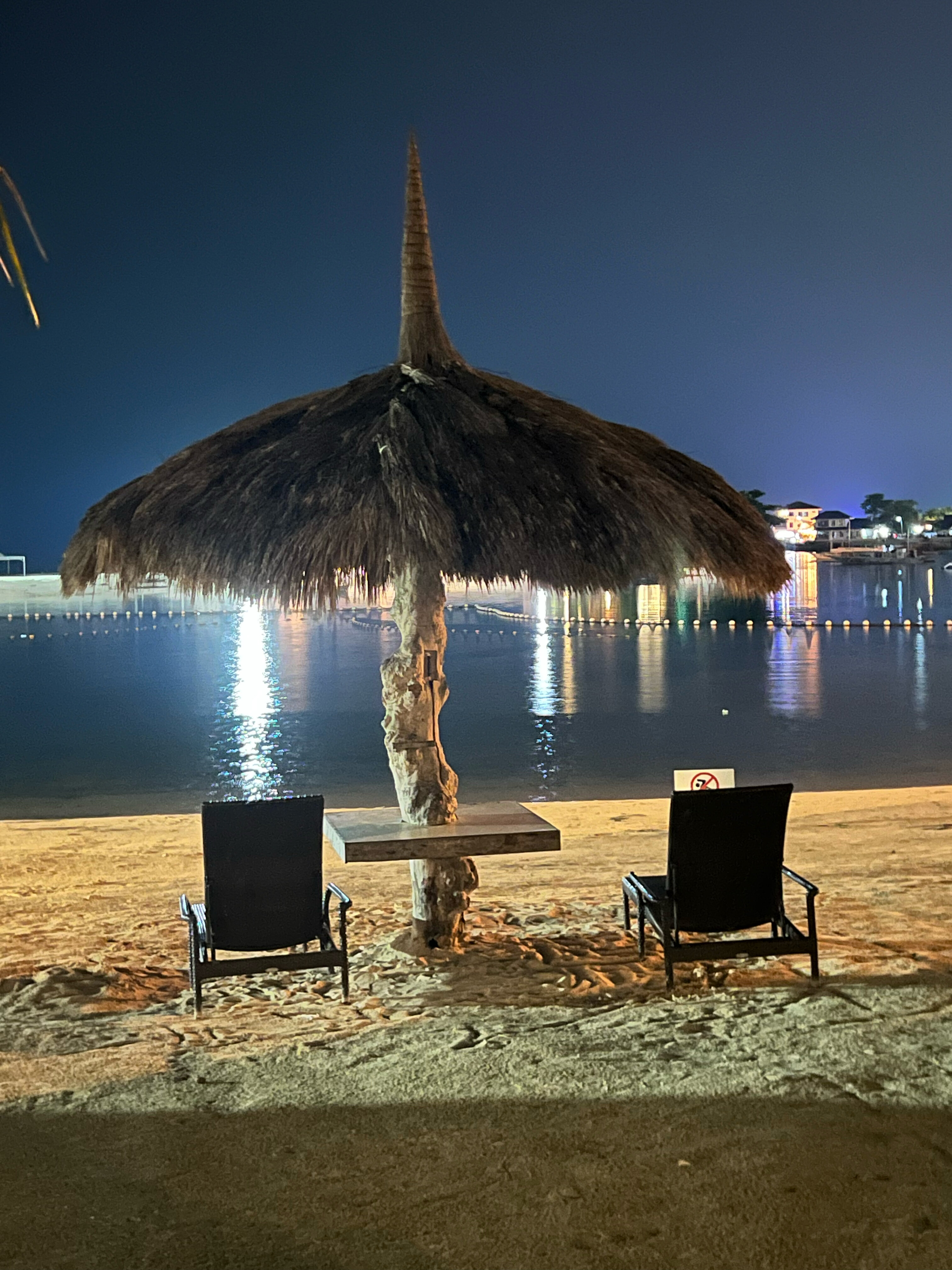 Фото Bluewater Maribago Beach Resort