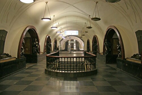 Metro Ploschad Revolyutsii (Moscow, Arbatsko-Pokrovskaya Line, Ploschad Revolyutsii metro station), metro station