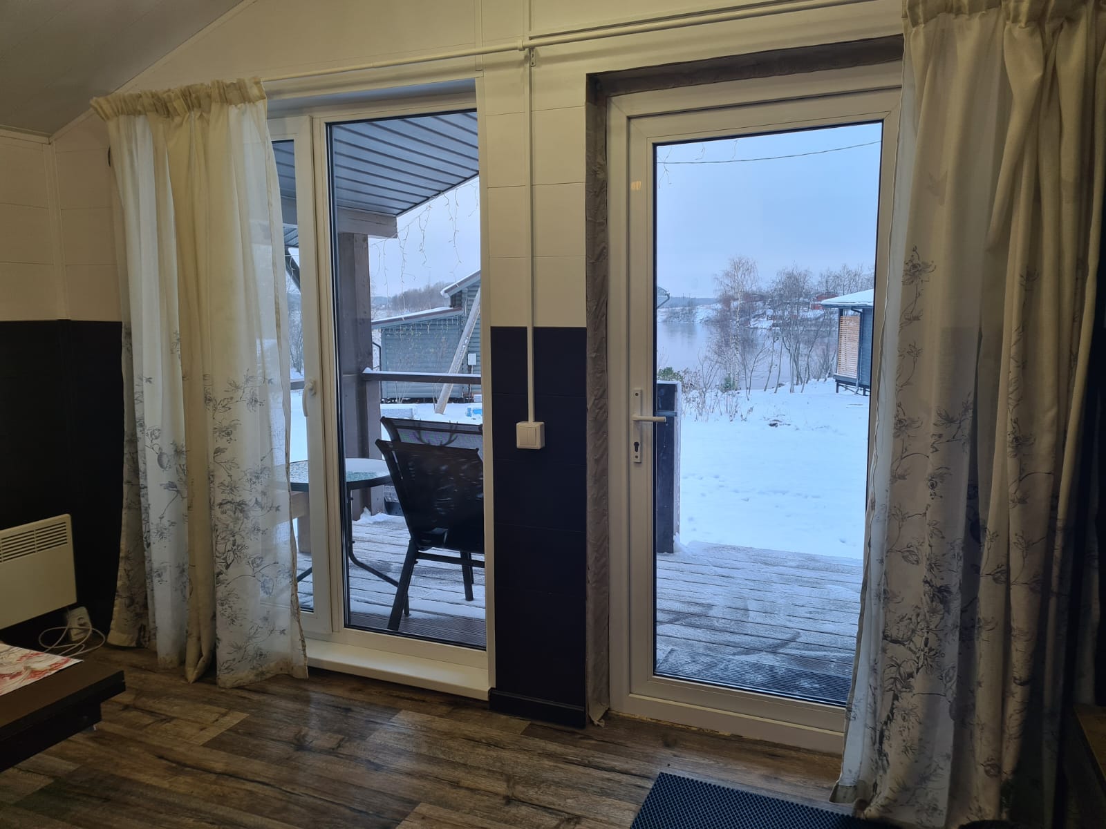 Фото Домик у Озера