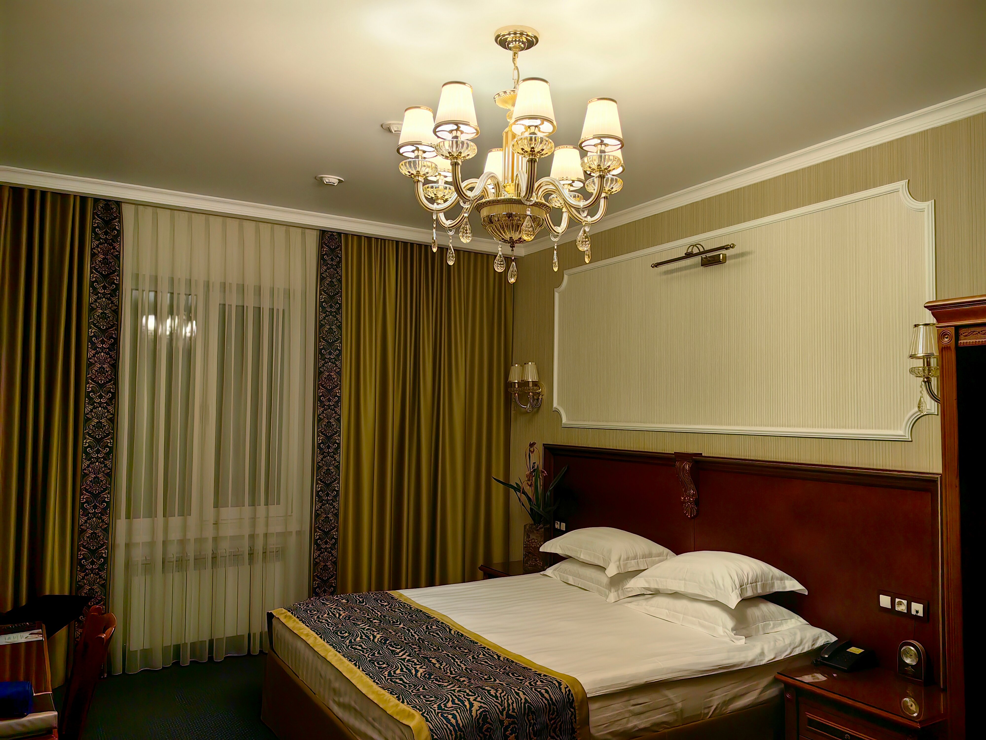 Фото Династия