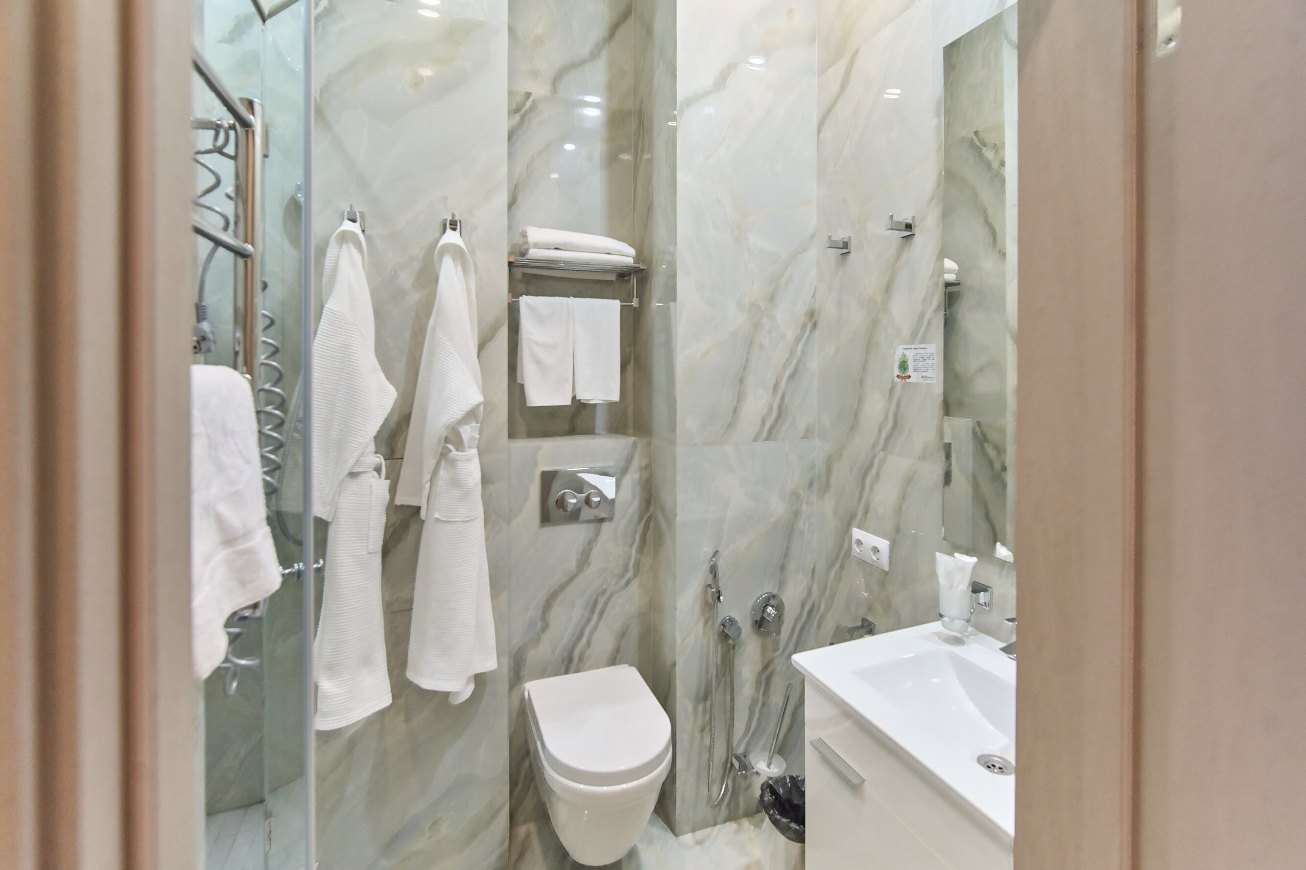 Фото South Mirror Residence