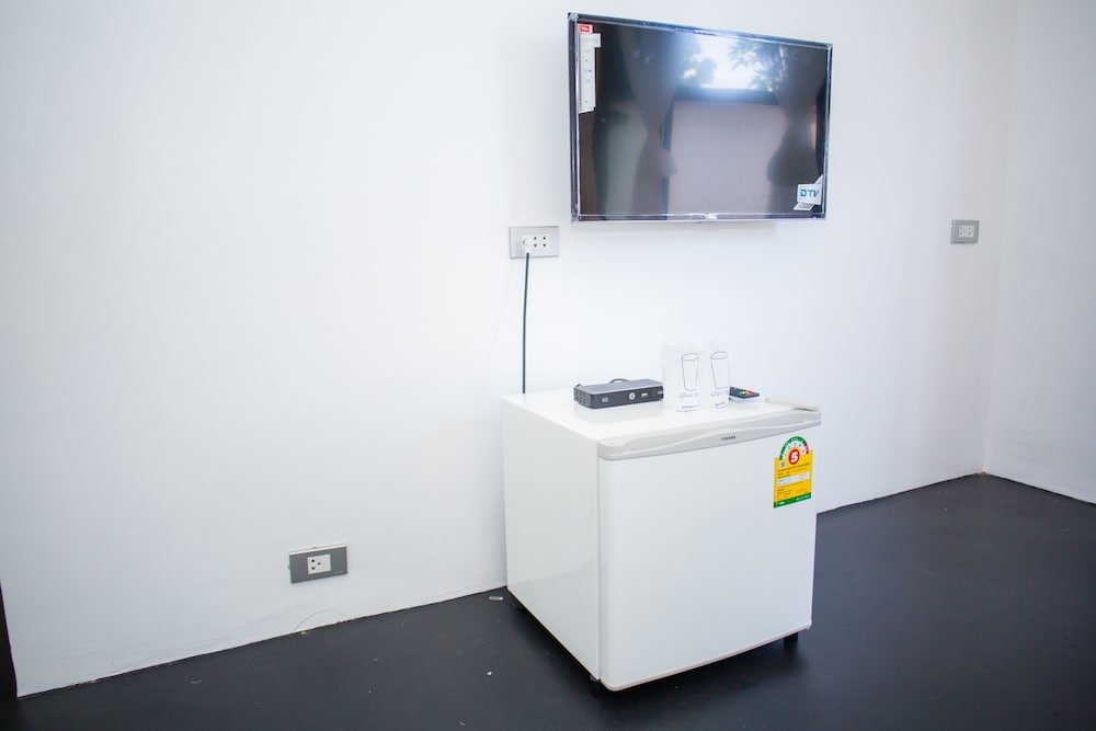 Фото Trat 101 Waterfront Hotel