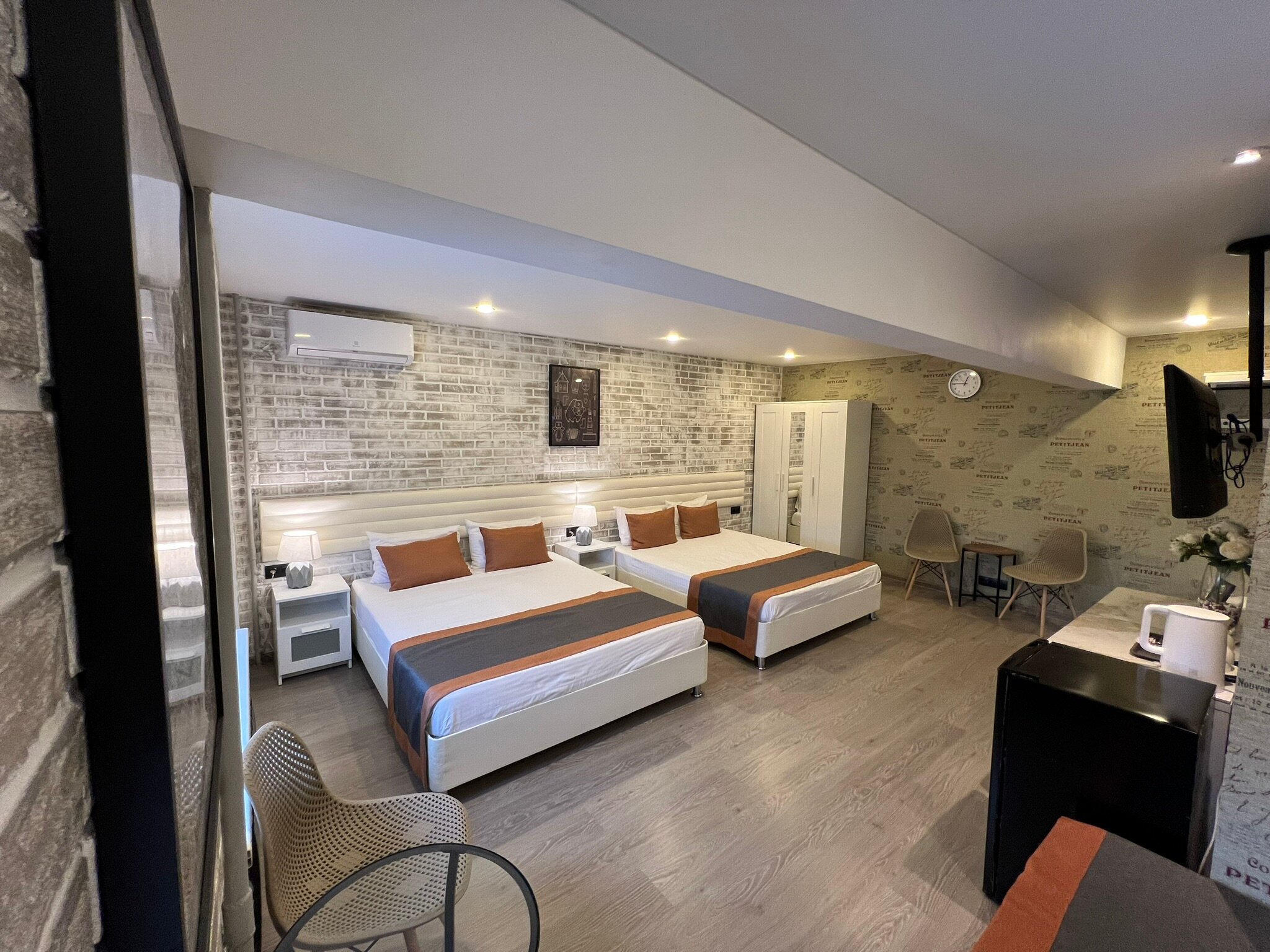 Фото Apartments 4