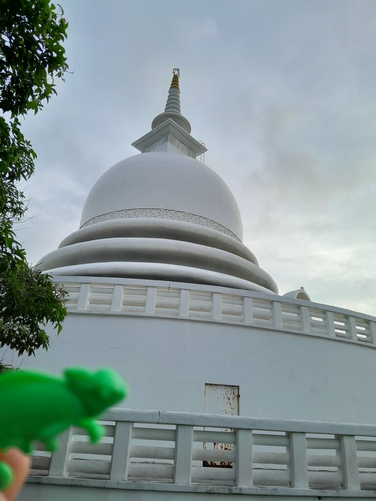 Landmark, attraction Пагода мира, Southern Province, photo