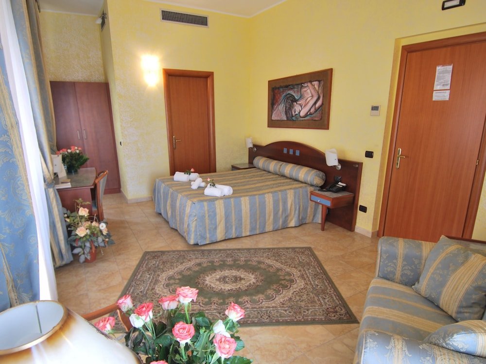 Фото Hotel San Giuseppe - CityHotel Catanzaro