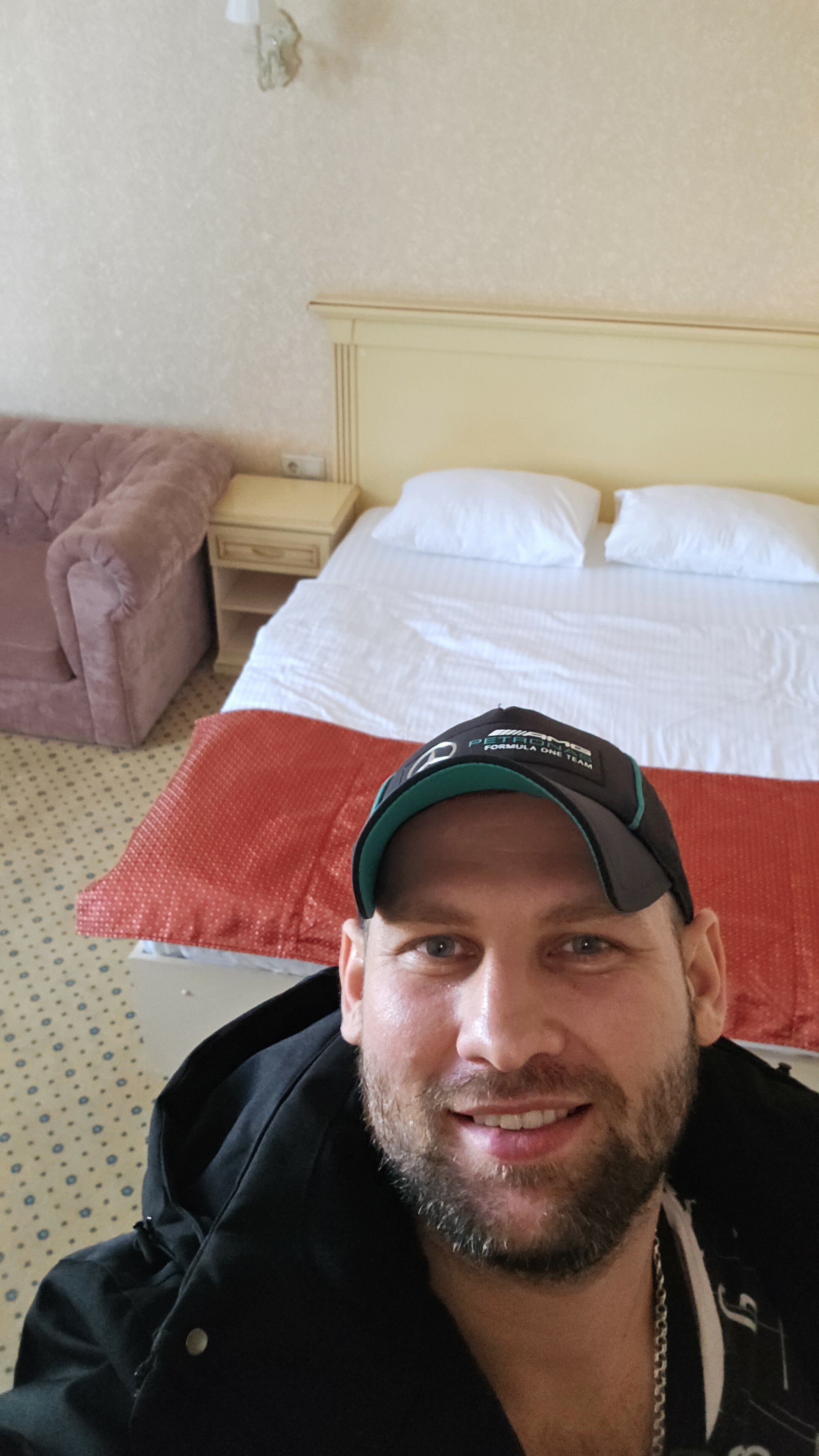 Фото Резидент