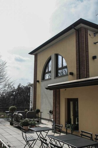 Внешний вид отеля Spazio Bianco - Camere con Cultura в Иврее, фото 5