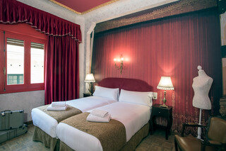 Фото Casual Madrid del Teatro