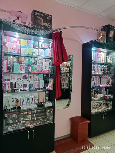 Tukli mushuklar bilan retro porno