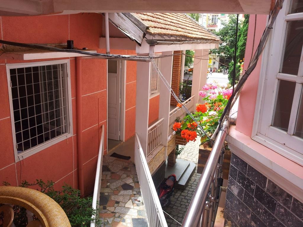 Фото Bich Khue Hotel