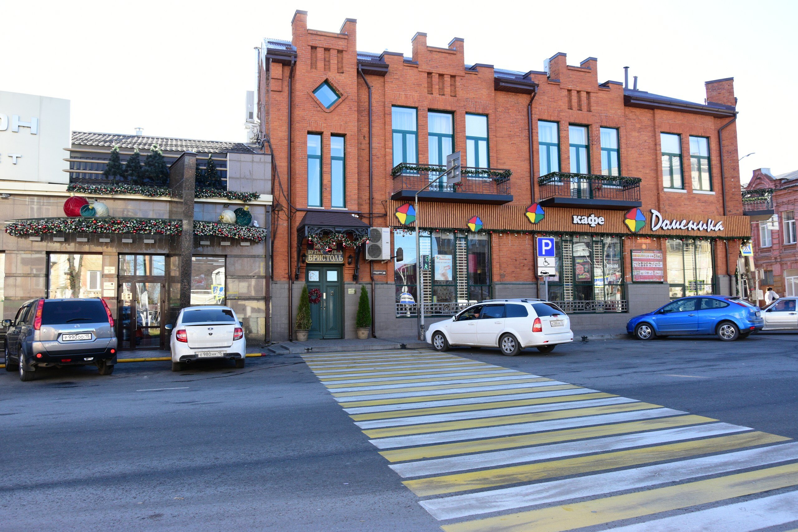 Фото отеля 1