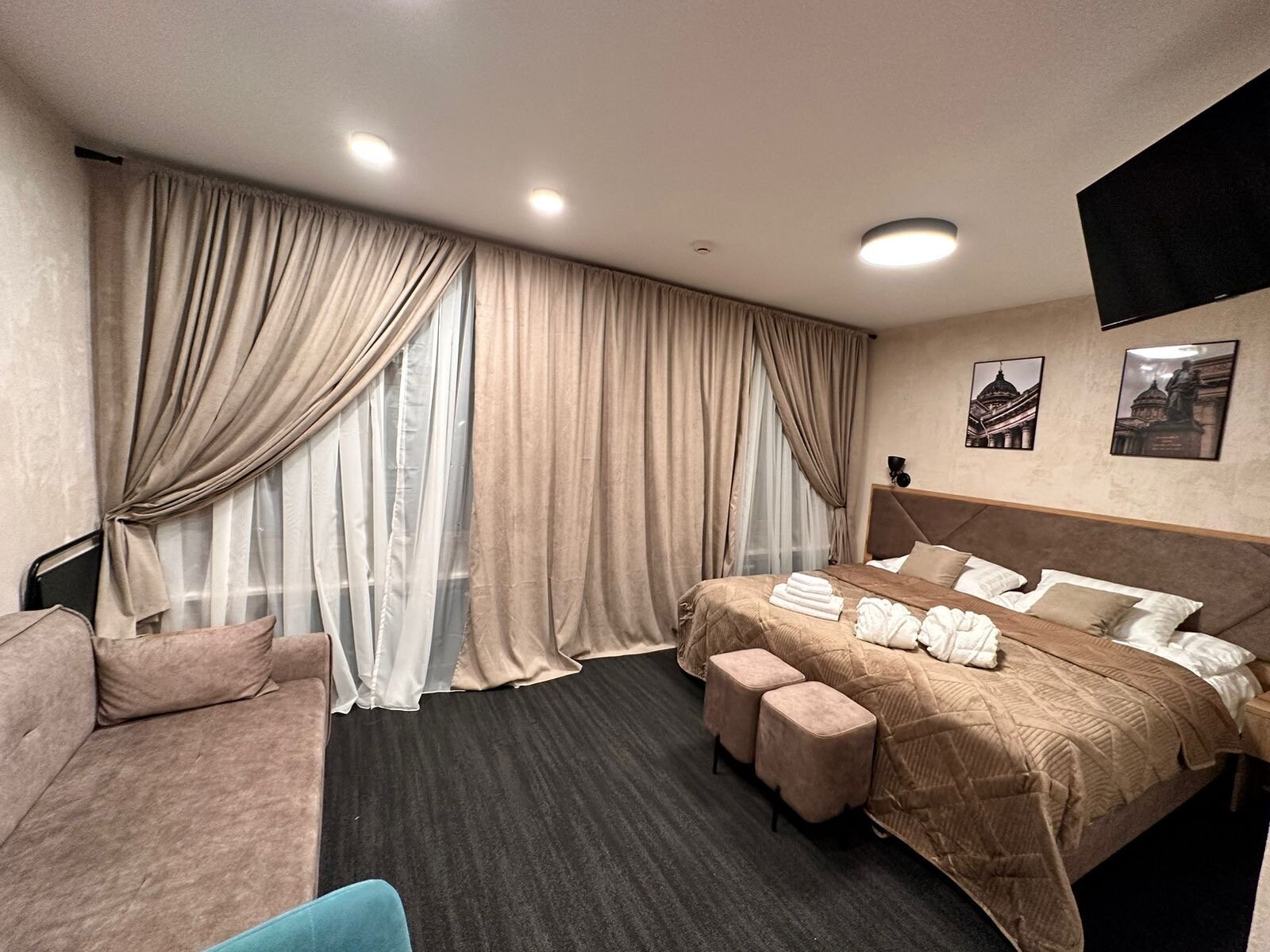 Фото отеля 2