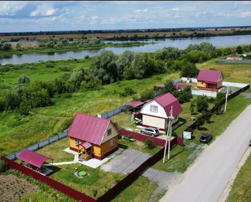 Три дома у парома