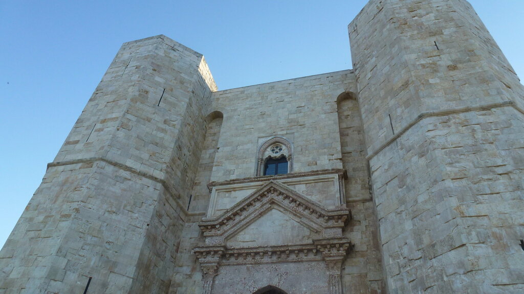 Landmark, attraction Castel del Monte, Apulia, photo