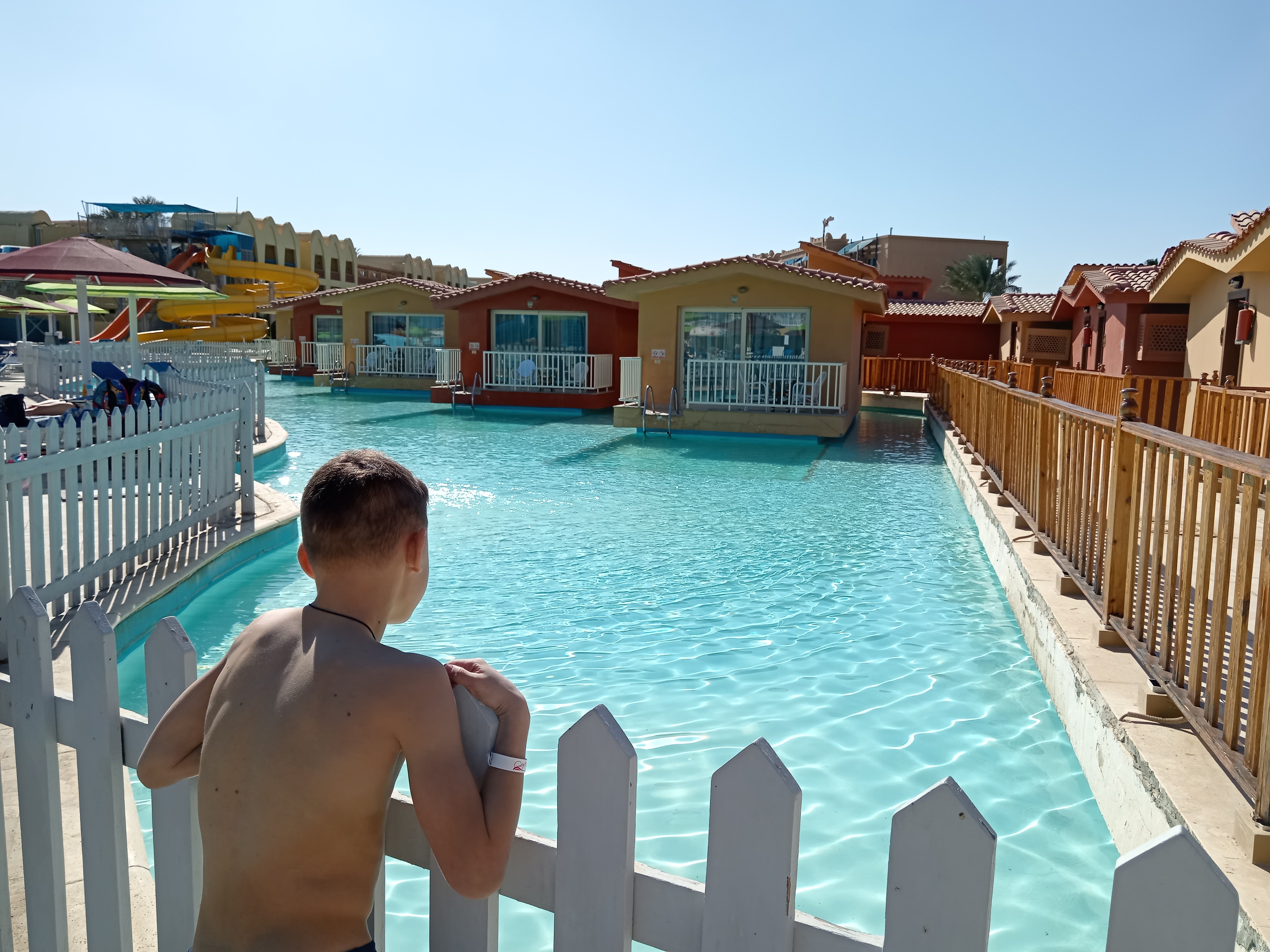 Фото Titanic Beach