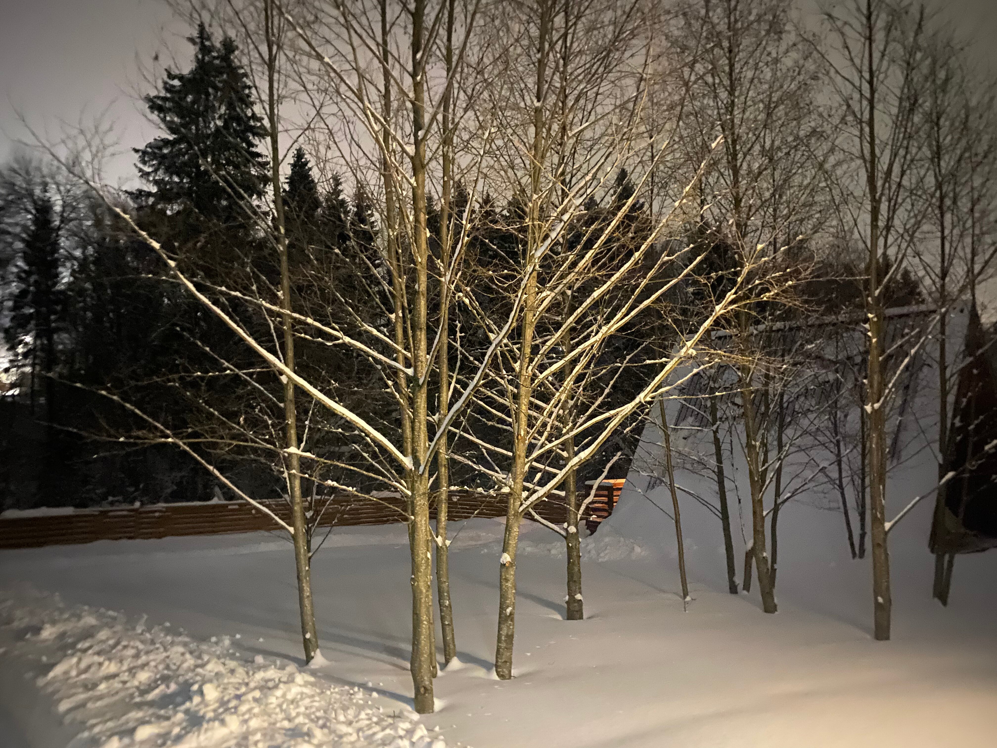 Фото Дом Углом