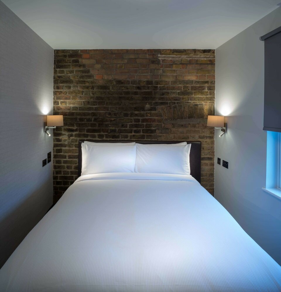 Фото Camden Enterprise Hotel & Pub