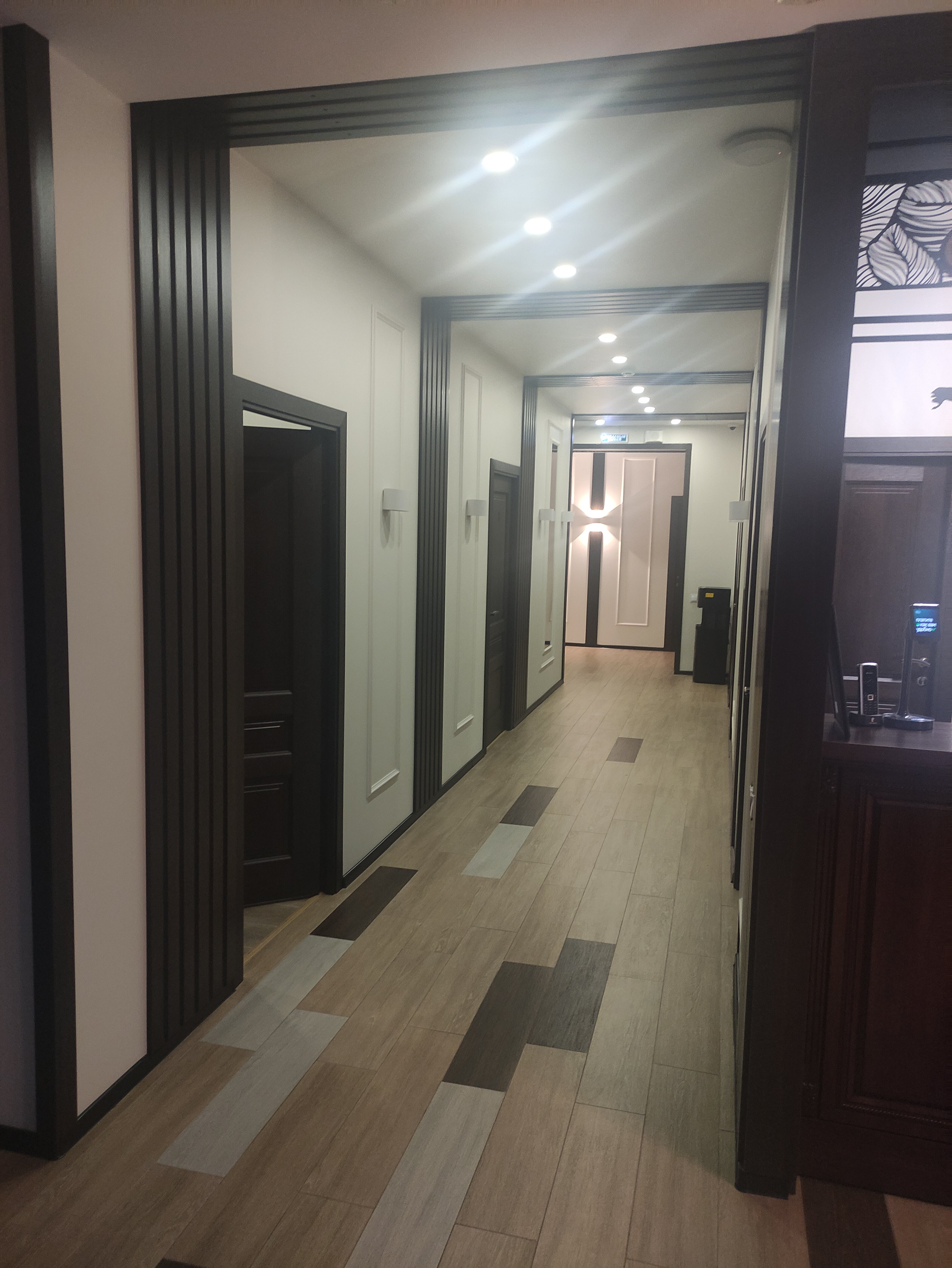 Фото Holiday Hotel