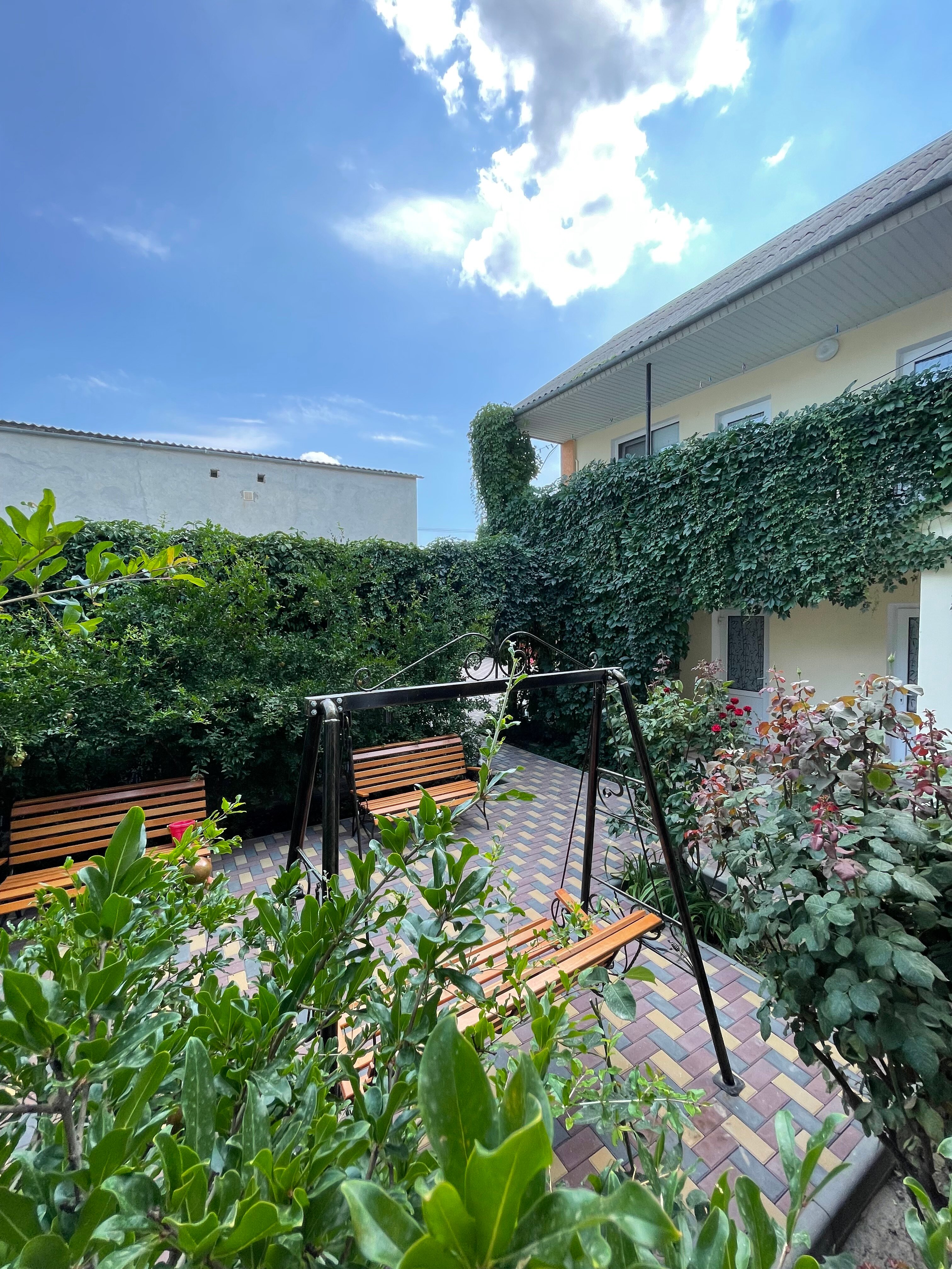 Фото отеля 2