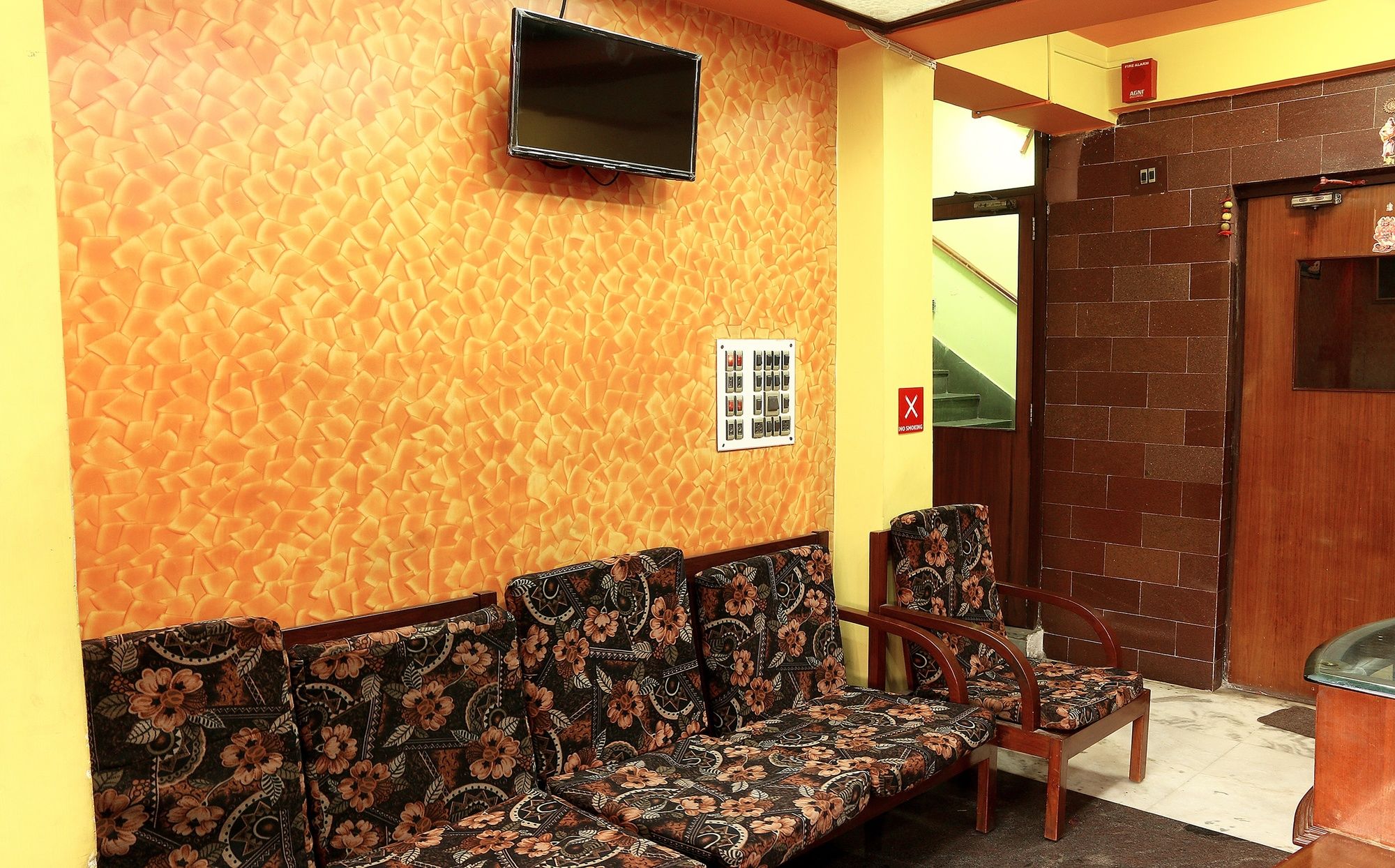 Фото Oyo 2910 Hotel Relax