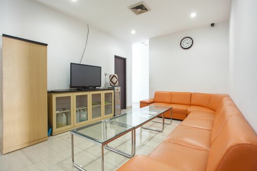 Гостиница Oyo 185 Roriz House в Провинции Южная Суматра