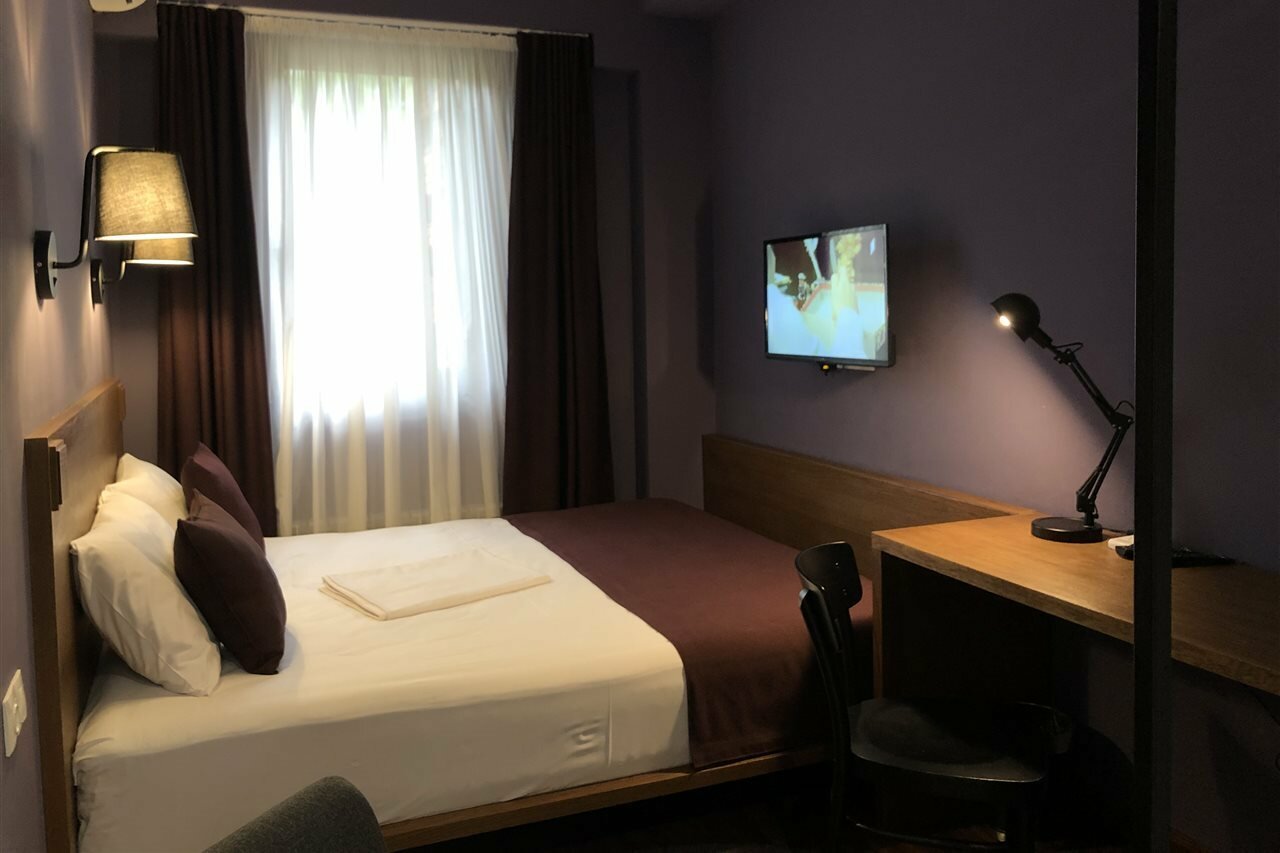 Фото отеля 2