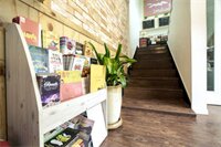 Фото Dalkom Myeongdong Guesthouse