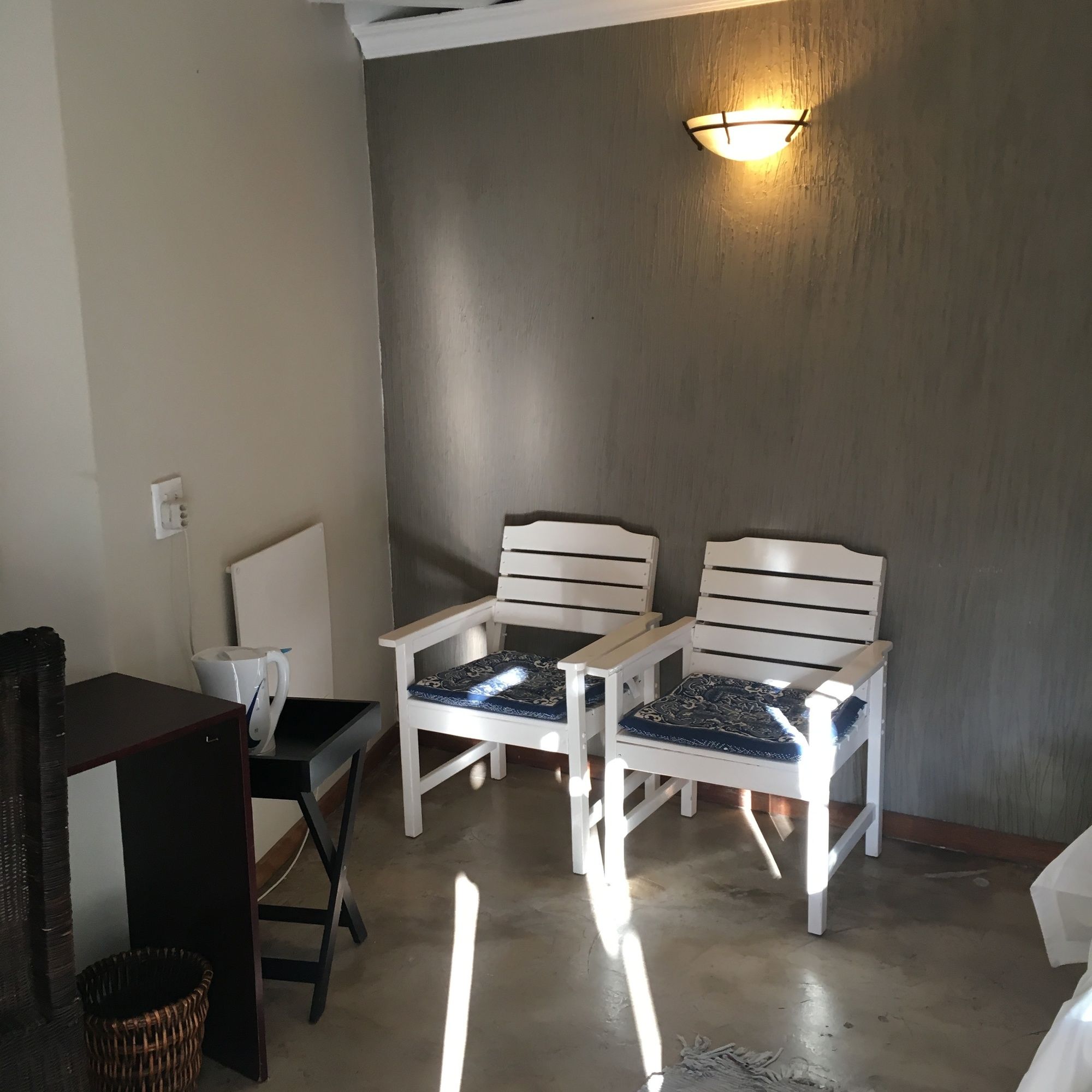 Фото The Birdhouse