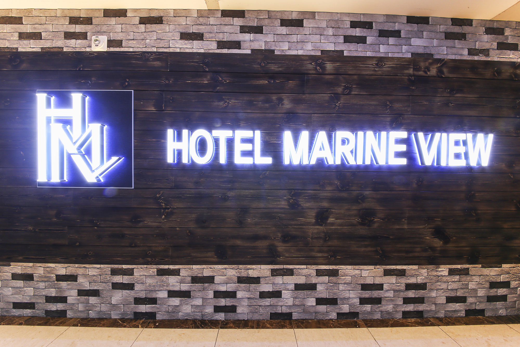 Фото The Marine View Hotel