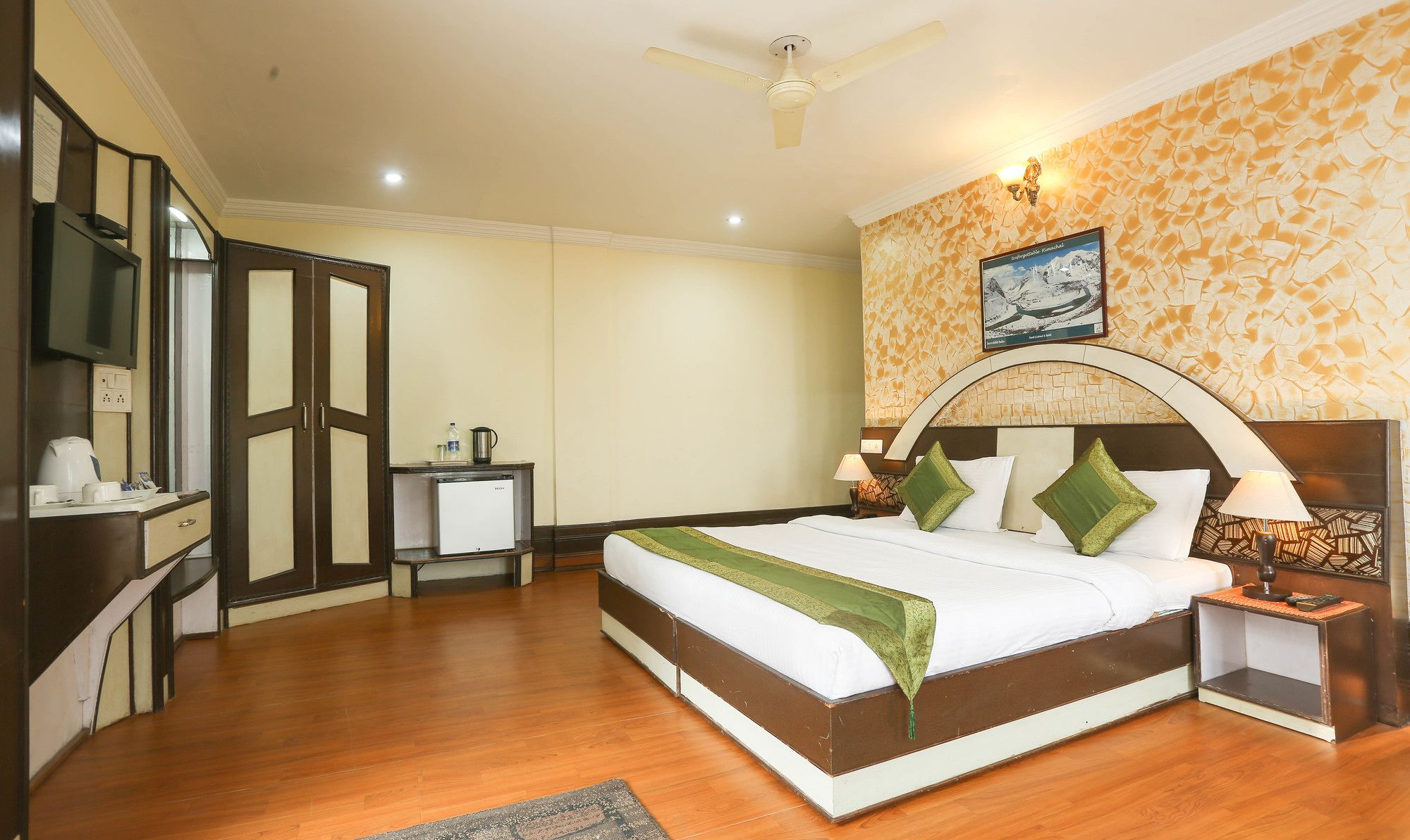 Фото Moon Walk Residency