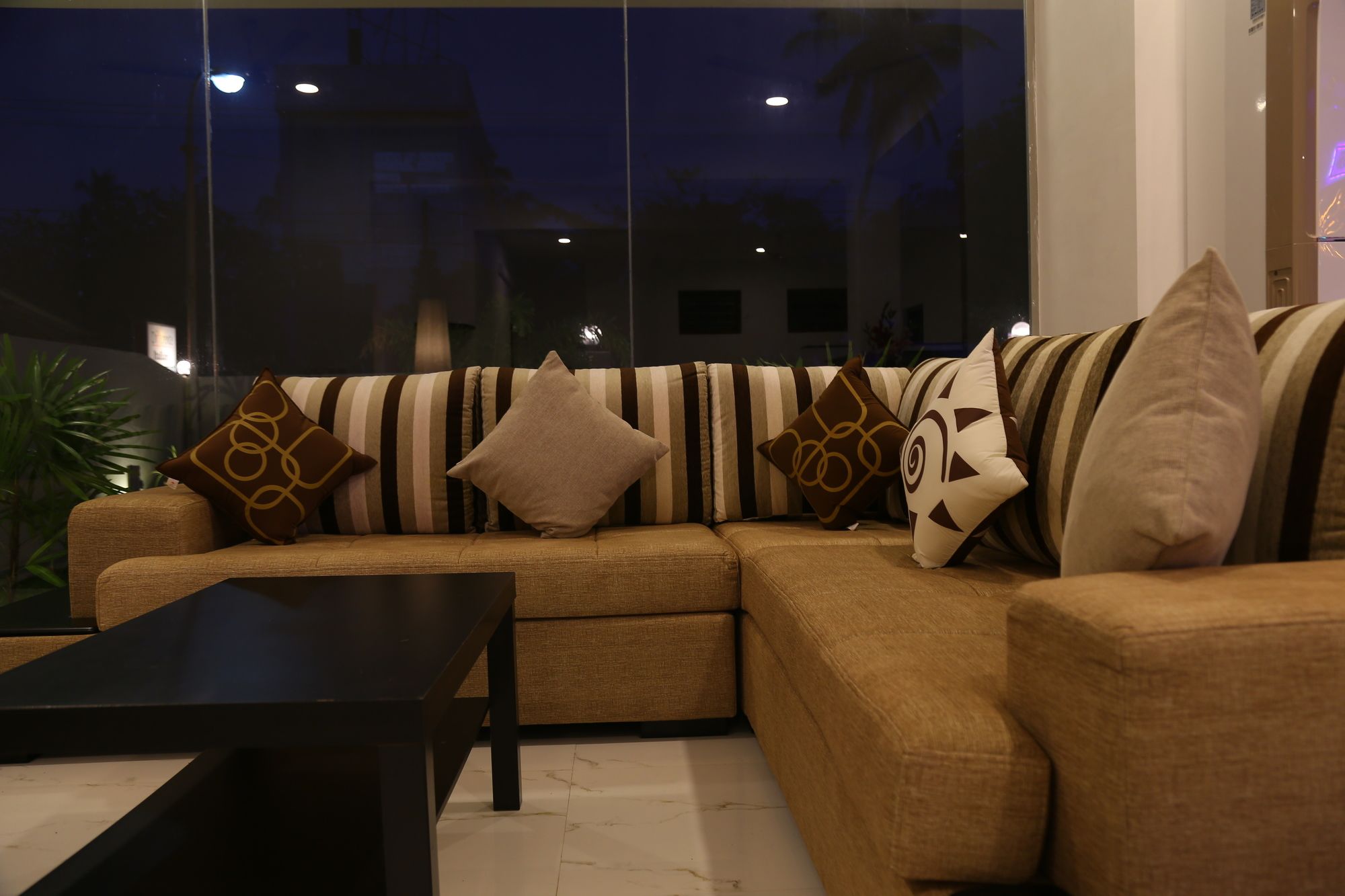 Фото Hikka Regent Hotel