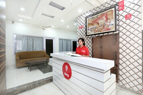 Гостиница Oyo 10376 Hotel Golden Inn