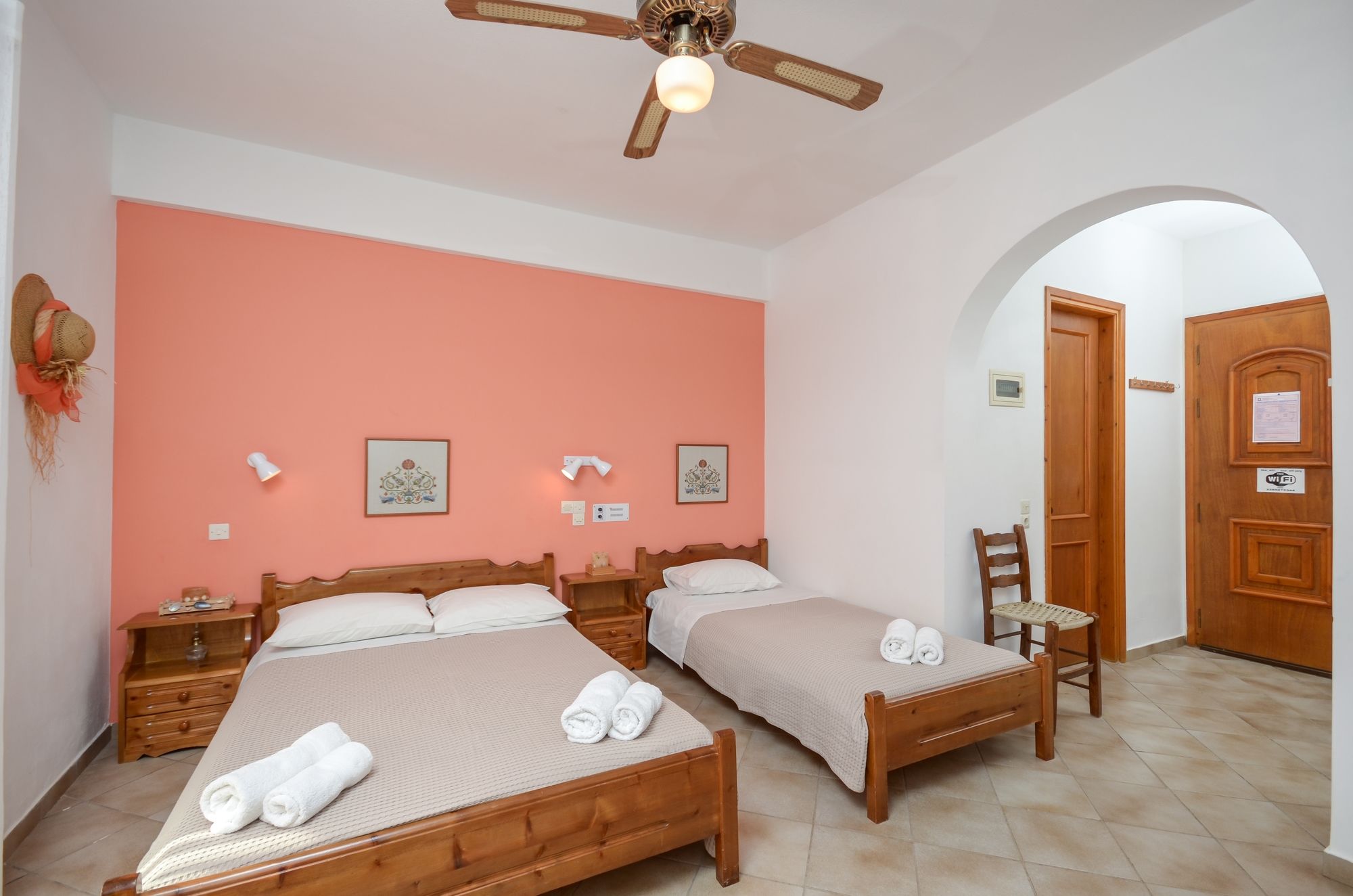 Фото Skarmoutsos Studios