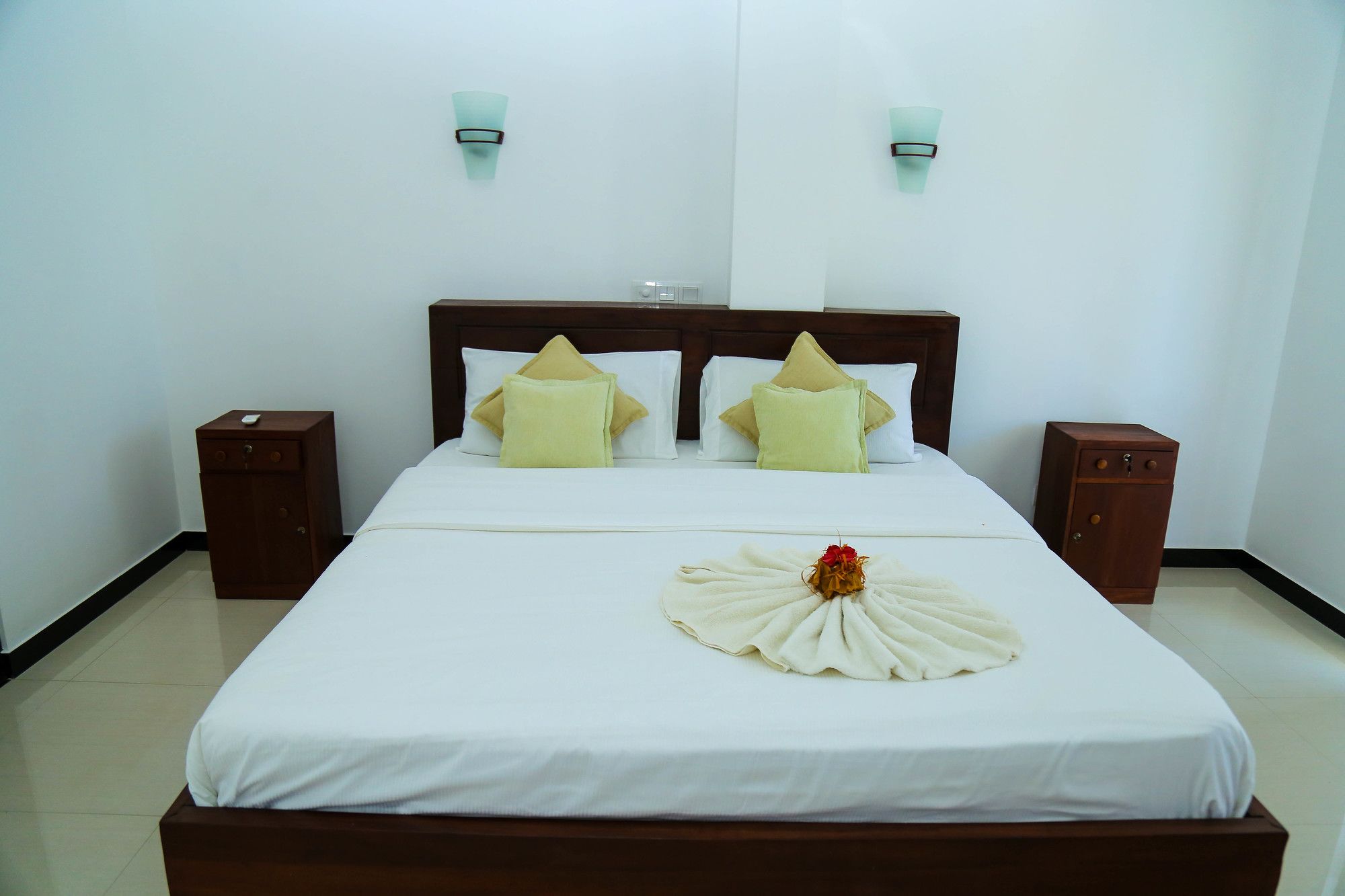 Фото Aurora Hotel & Restaurant