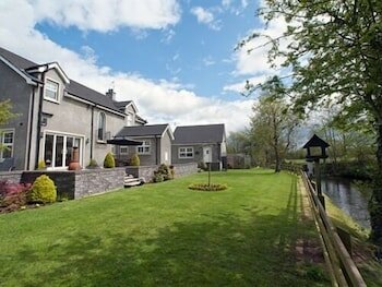 Фото Crowfield House