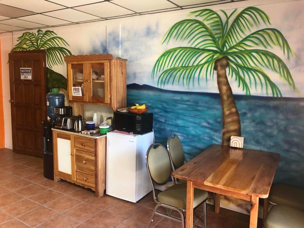 Фото Best Time Inn Hotel - Car Rental