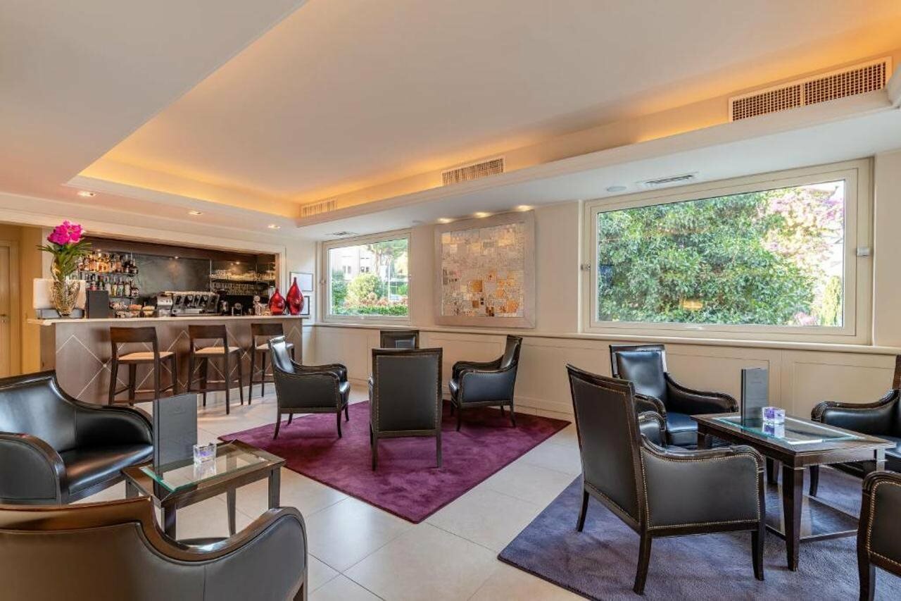 Фото Hotel Villa Rosa