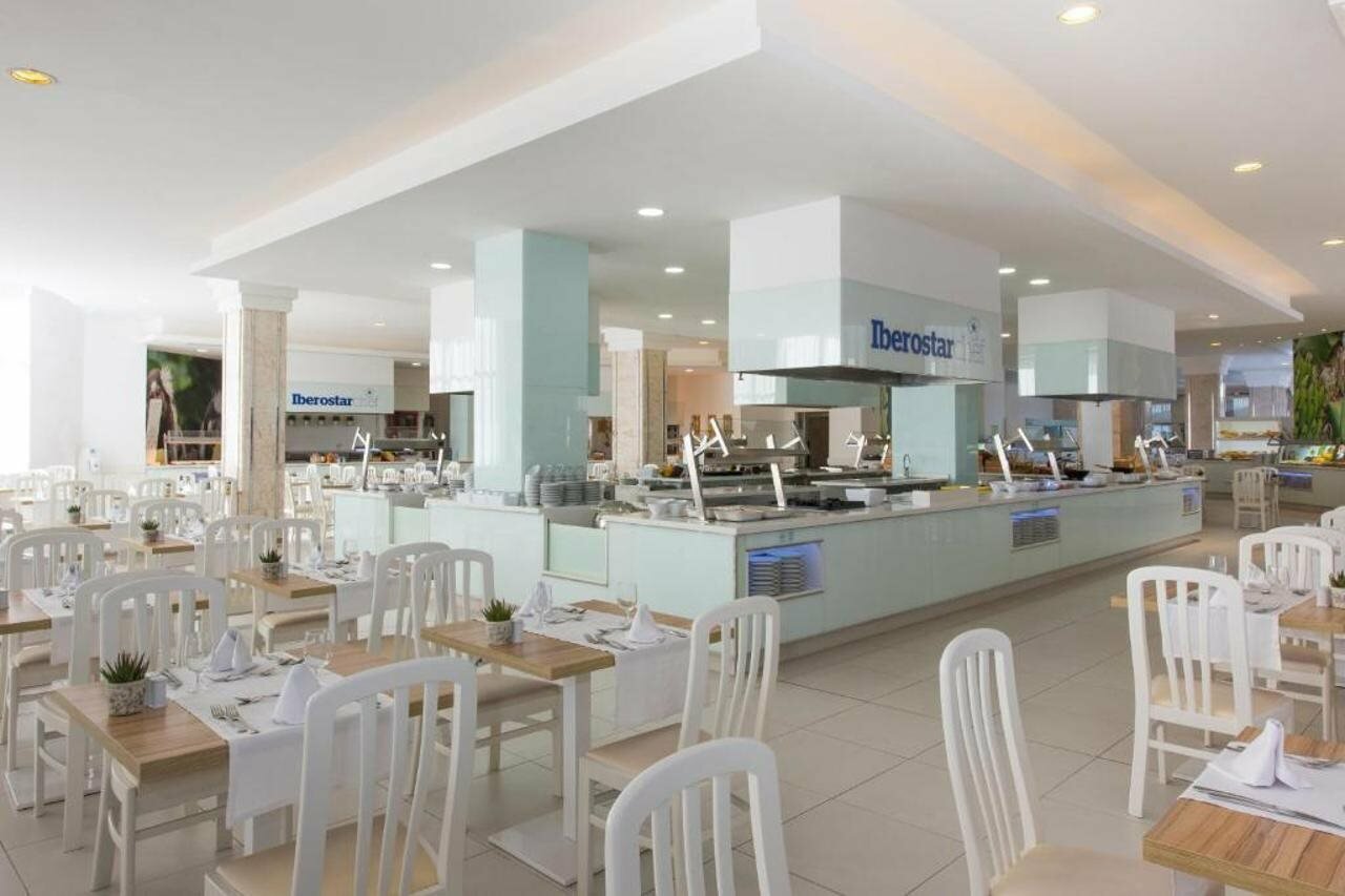 Фото Iberostar Waves Bouganville Playa