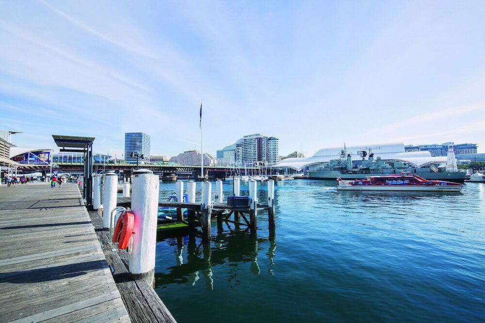 Фото Vibe Hotel Sydney Darling Harbour