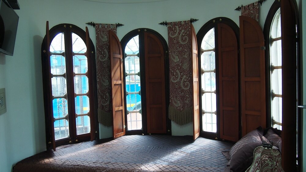 Фото Bogota Bed & Breakfast Inn