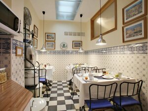 Гостевой дом Malaga Lodge