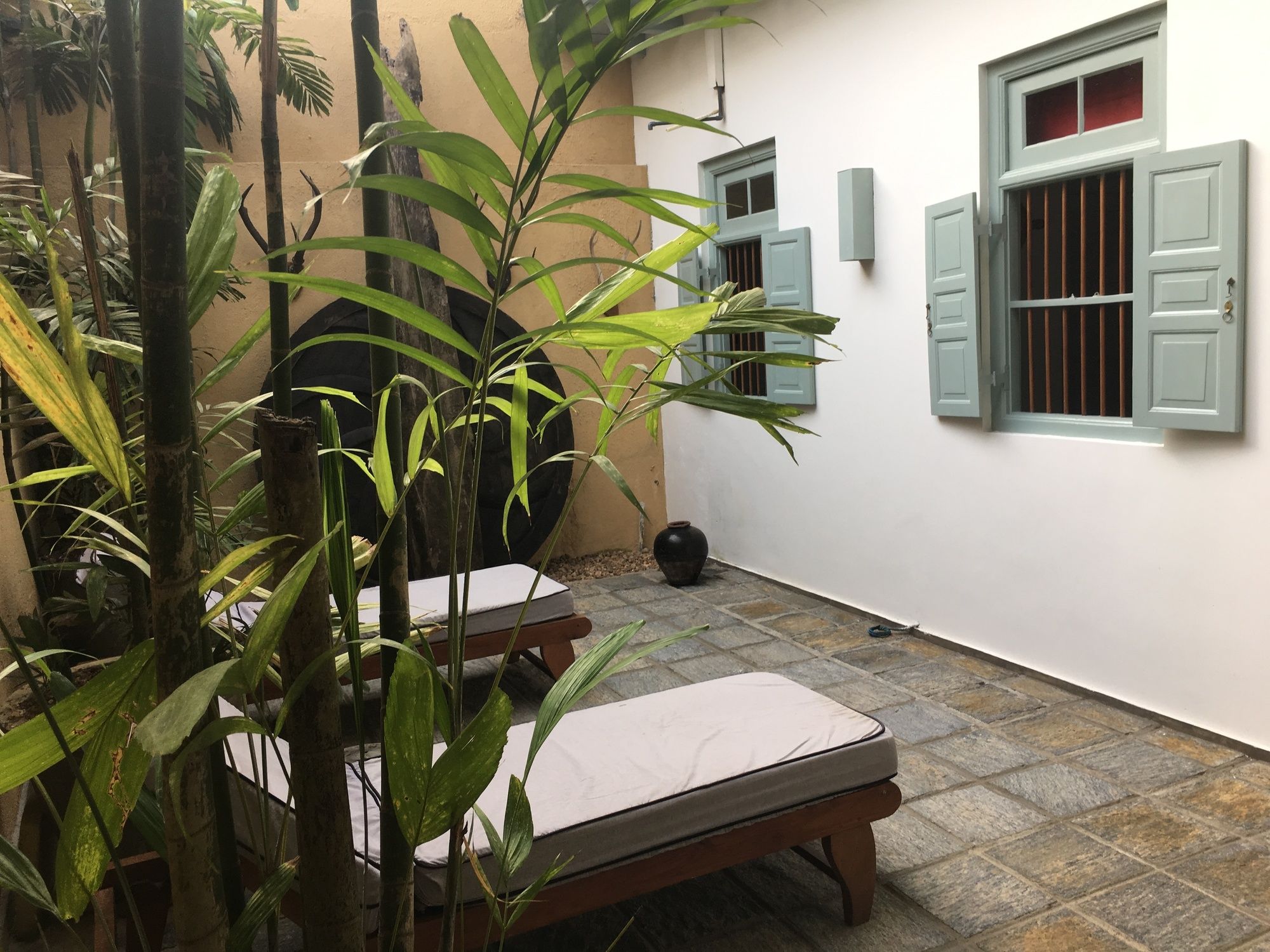 Фото Small House Boutique Guest House