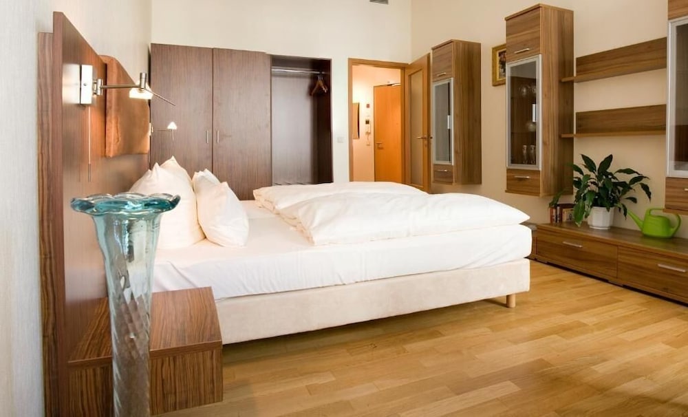 Фото Aparthotel Altes Dresden