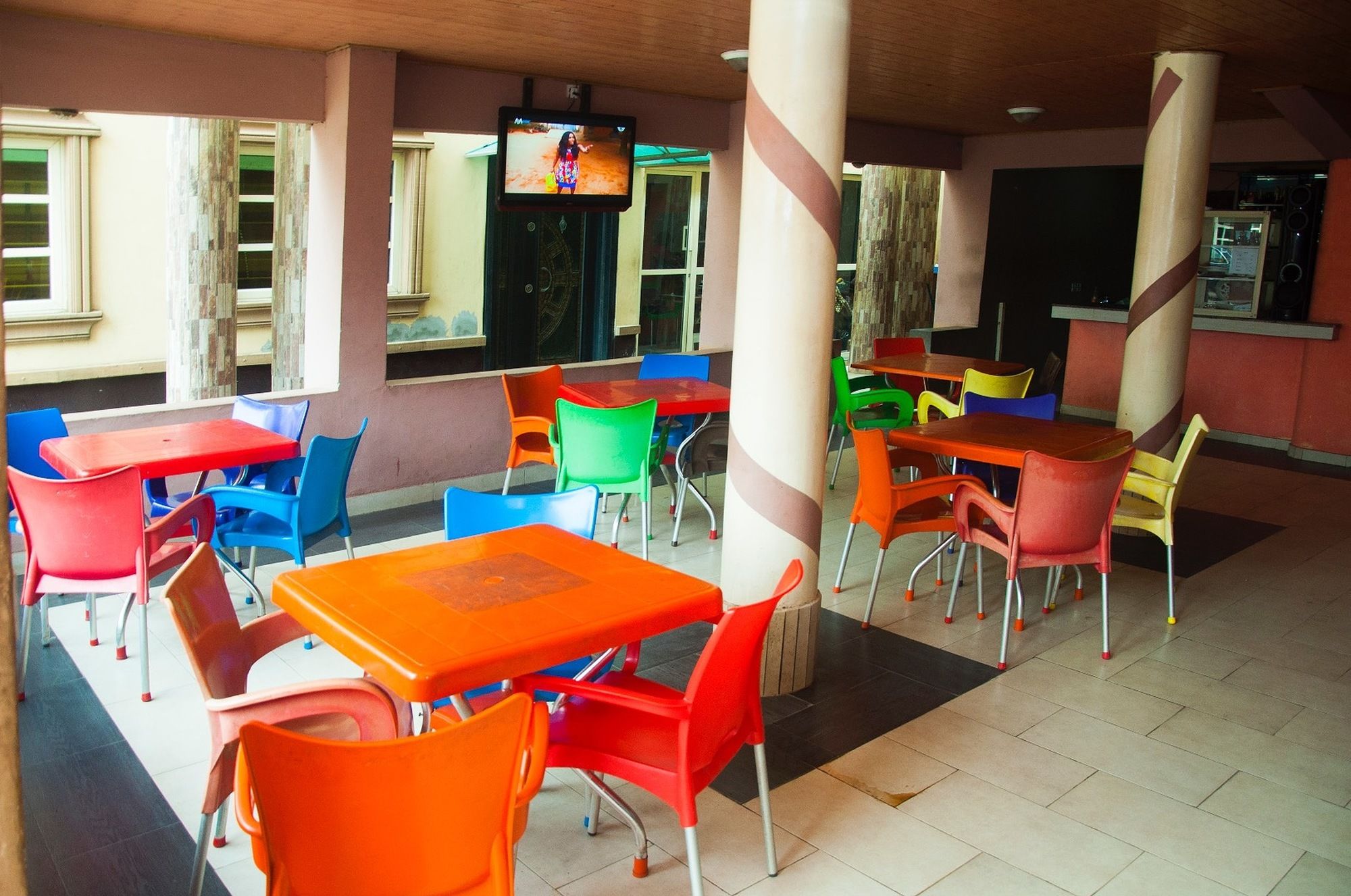 Фото Sugarland Hotel & Suites