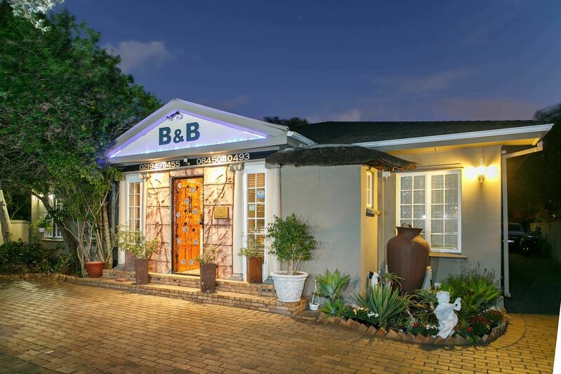 Гостиница Sun Bell Lodge в Кейптауне