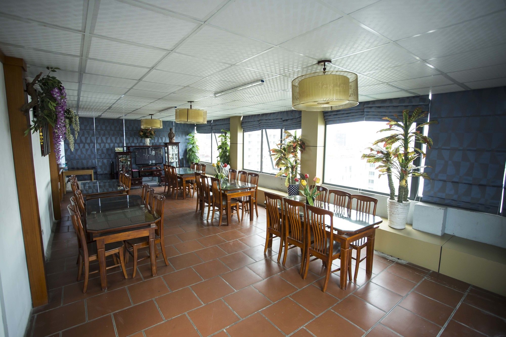 Фото New Lotus Hotel