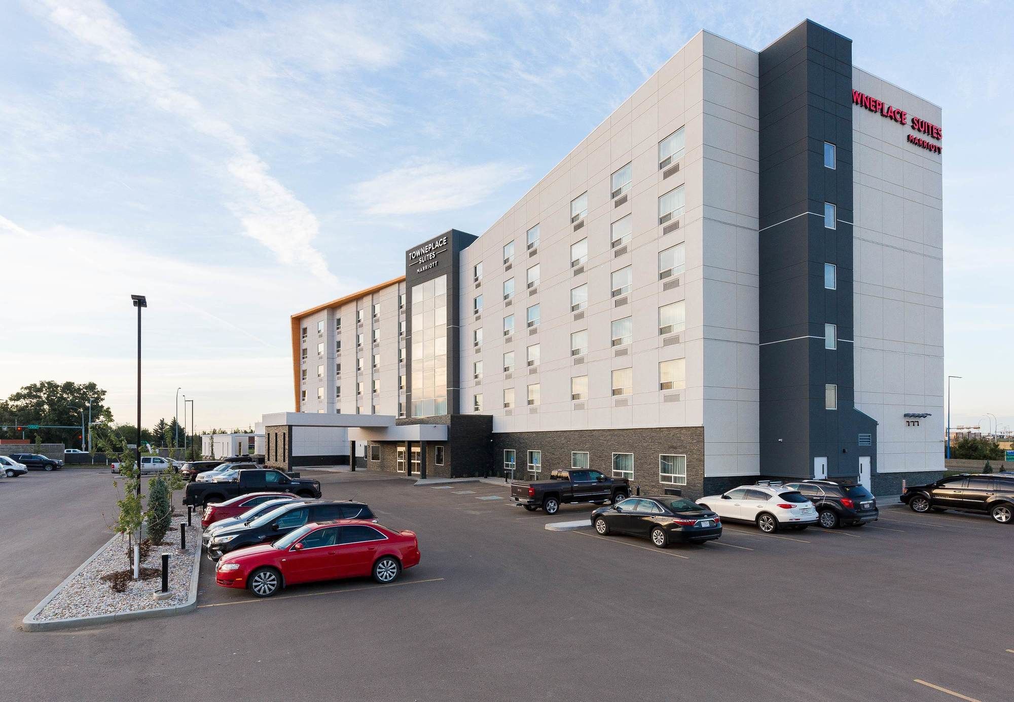 Фото TownePlace Suites by Marriott Edmonton South